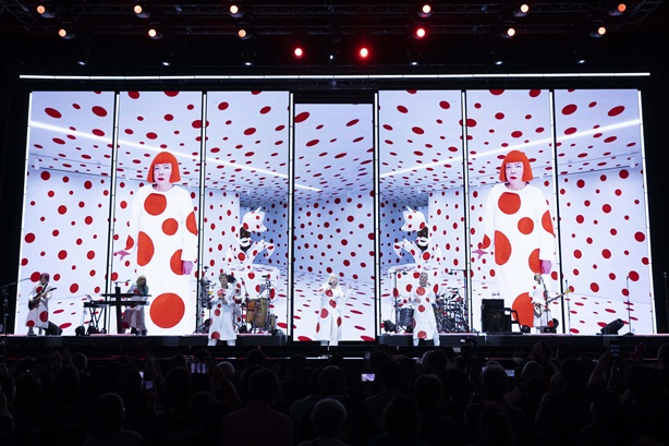 Girls Just Want to Have Fun ライブ写真 1